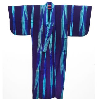 Japonské hedvábné kimono dvouvrstvé. Vzor yagasuri. 60. léta. Kimono z hedvábí, tkanina typu kasuri se vzorem yagasuri -...