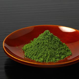 Japonská matcha Otsuka z prefektury Šizuoka. 50 g. Vynikající matcha čaj až čokoládové chuti, plné umami. Je syté barvy a...