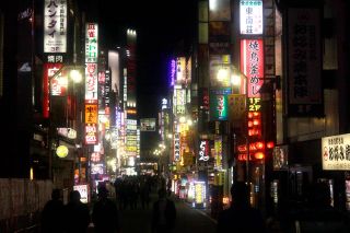 Kabukičó, #Tokio. Foto © Petr Horčička / TokyoVintage.cz #JapanForever #ilovejapan #welovejapan #JapanForever #Japonsko...